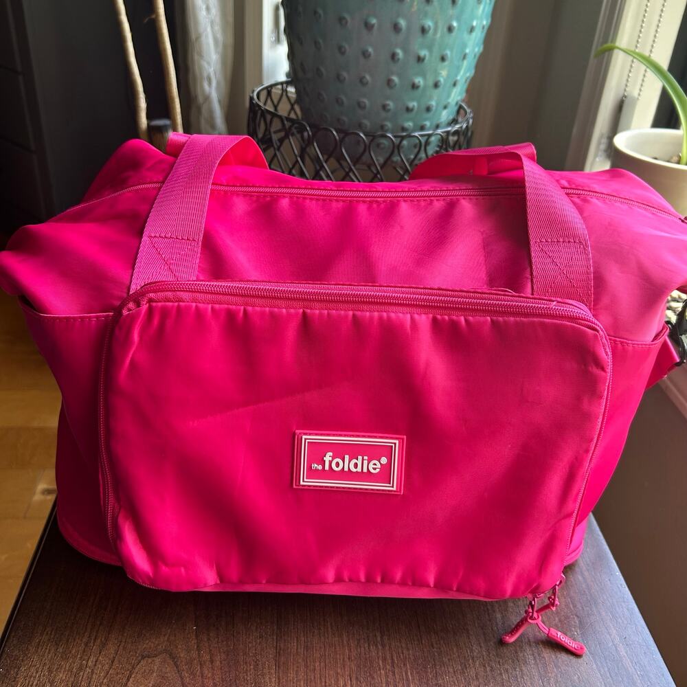 New pink The Foldie foldable travel bag